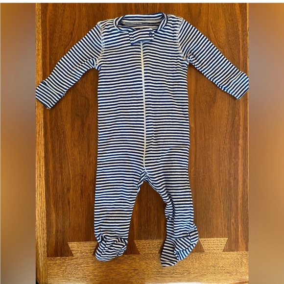 Primary Onesies - 0-3 months, set of 6 - Picture 5 of 5